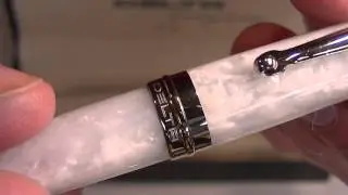 Delta Vintage Fountain Pen