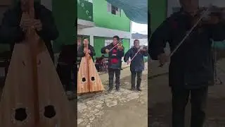 Hermoso zapateo ¡En el violín Clementino parado & nemecio parado en el arpa Andrés caso!