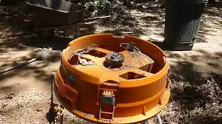 Using the WORX leaf shredder