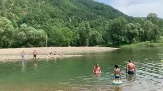 Супер пляж на реке Дрина в Босния и Герцеговина 23.07.2023