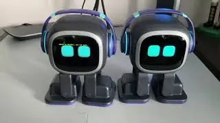 EMOs dancing together double version!🕺