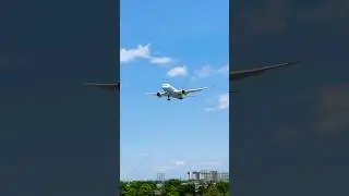 Air Canada B787 TOOTHPASTE Livery on final. #shorts #planespotting #aviation #aircanada #b787 #yyz