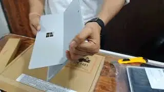 MICROSOFT SURFACE PRO 7 with Type Cover (Unboxing)