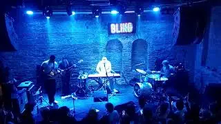 Yellow Days - A Little While (Live)