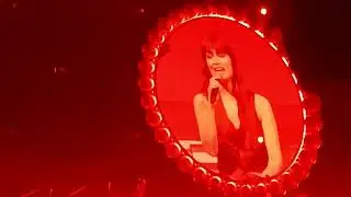 Clara Luciani la Grenade 