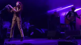 MANIC STREET PREACHERS + THE ANCHORESS @ ROBERT SMITH'S MELTDOWN 1