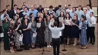 Lăudați pe Domnul. Cor Mixt Muntele Sionului in biserica Izvorul Vieții Brugge