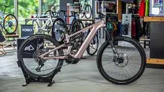 Specialized Turbo Levo 4 Comp 2025 &ndash; Potężny e-MTB w lekkiej kolorystyce 🚵&zwj;♂️
