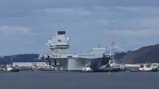 Авианосец &laquo;Королева Елизавета&raquo; прибывает в Росайт для прохождения технического осмотра.