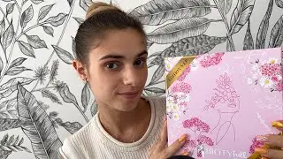[ASMR FR] BIOTYFULL BOX D&rsquo;OCTOBRE / D&Eacute;M&Eacute;NAGEMENT 🏡🔑