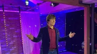Steve Walls Presenter