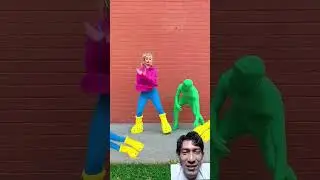 Floating body parts!! #greenscreen #dance #funny #frozen #shorts