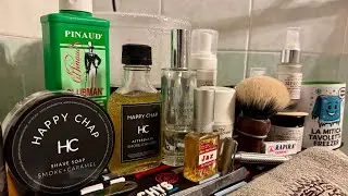 Smoke+Caramel by Happy Chap-The Apex SS+ by Aylsworth Razors-Tyrant T4 manico in legno by Oumo