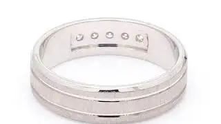 0.15 Carat Elegant  Diamond Band in 18 K White Gold