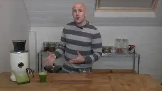 Juicer Review: Making Green Juice in the Novis Vita Juicer