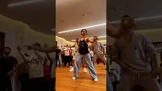 tigershroff with Varun Dhawan Shahid Kapoor dance