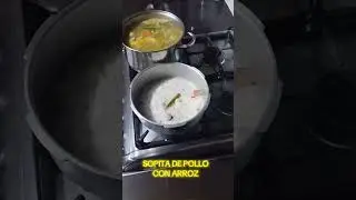 SOPITA DE POLLO CON ARROZ 