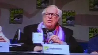 Ray Bradbury's advice to aspiring writers at Comic-con 2009 part 1