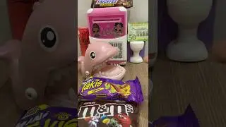 LOL SAVE BANK🏦🍫#youtubeshorts #ytshorts #subscribe #shorts #short