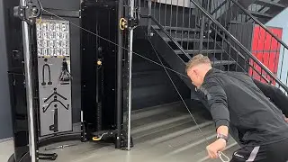 Crossed Tricep Extension - Stepped Back - Fit to All Andelst