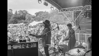 magpie festival in MONOCHROME