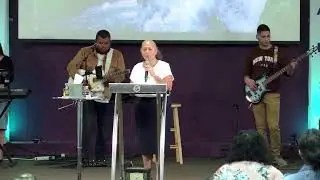 Pastor Donis Rivas (no tenemos los derechos de la musica que tocamos aqui)