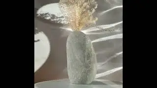 ваза из камня 