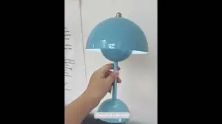 Flower bud table lamp