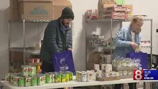 United Way of Greater New Haven helps pack Thanksgiving food donations
