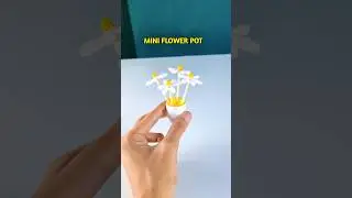 Mini pot with flower