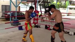 Watcharachai sparring with Adam Kayoom in Bangkok