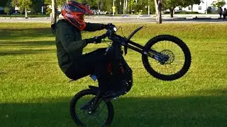 Mastering the Wheelie on My Surron x Light Bee