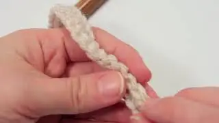 The Single Crochet Stitch - Right Handed Version