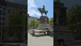 Karl X Gustav statue at the Stortorget