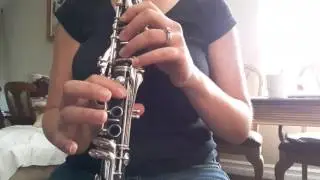 Clarinet 2 octave F major scale