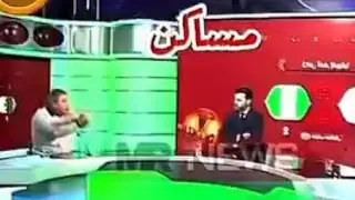 حتى مصر كولست مع حياتو.. لم ينجح أحد إلا بالكولسة.. والجزائر سوف تكولس قريبا بحسب محلل قرقوري