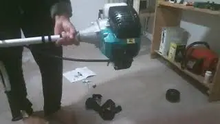 Desbrozadora victeche pt.6 la barra tiene unos agujeros donde se sujeta al cabezal y al motor 