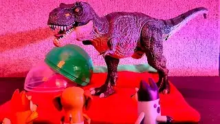 Bluey Bingo and Lucky Learn About Dinosaurs | Fun & Educational Toy Video