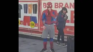 Beatboxing Spiderman