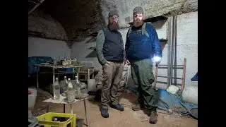 Altes Versteck in einem Stollen erkundet
