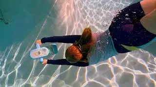 Hagul Underwater Scooter That Turns Kids Into Little Dolphins!