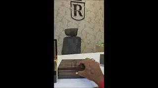 CUSTOM LUXURIOUS GOLD  IPHONE'S WITH DIMOND INCRUSTATIONS