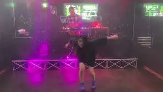 Lisa 2024/10/19(土) 第13回HWALL( ファル ) @LOWKEY 親不孝 (元FUBAR)