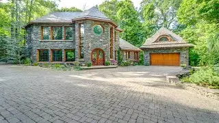 1555 Creek St | RE/MAX Showcase