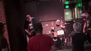 Night Jobs - Autumn Leaves (live) @ Surfside 7