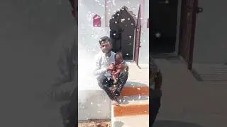 s.s.apne bade papa ke sath gav ke mandir me jai basahat baba