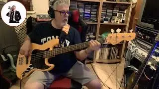 La musica che gira intorno - Ivano Fossati (Personal bass cover) by Rino Conteduca