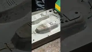 Pulse Laser Cleaning Machine for Shoe Production Mold Cleaning