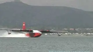 The Hawaii Mars takes off from Lake Elsinore 09-01-09