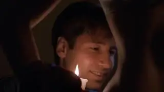 The X Files - Scully's Motel Visit With Mulder (1x01)